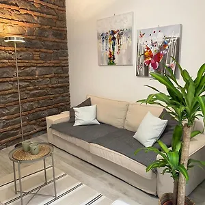 Alfonzetti-5 Min Walk To Central Train And Bus Station Apartament Katania