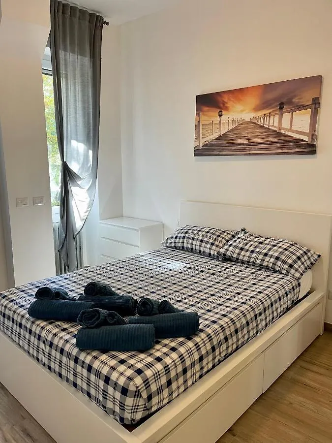 Apartamento Housitalia Milano 0*,  Italia